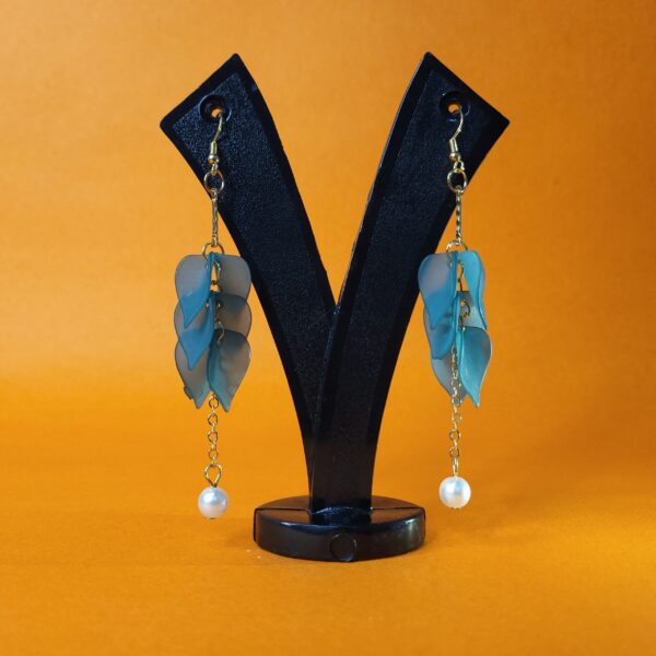 Pearl Dewdrop Petal Earrings