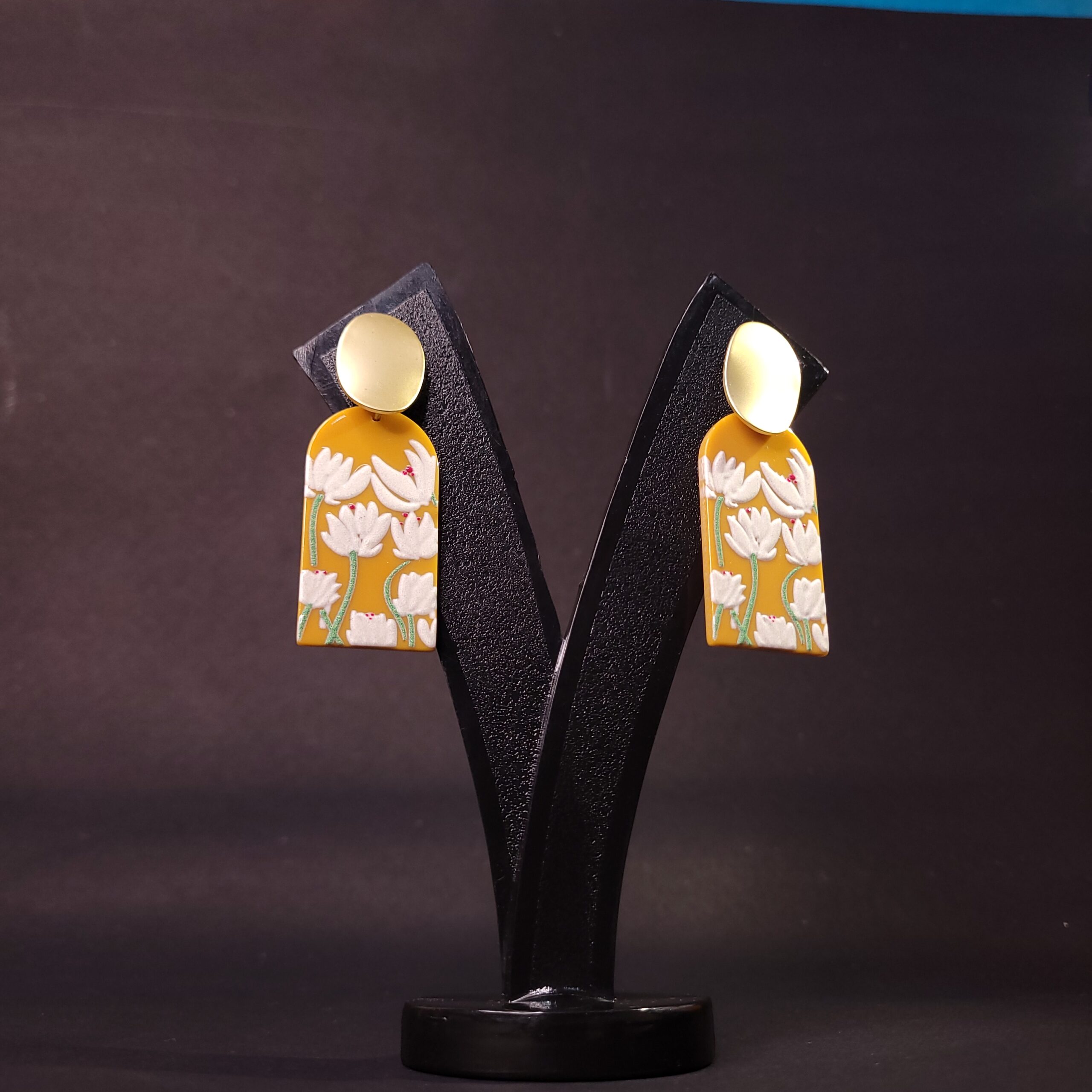 Minimalist Acrylic Dangler Earrings