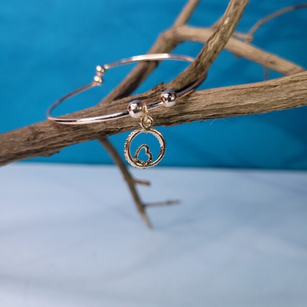 Timeless Sleek Heart Bracelet