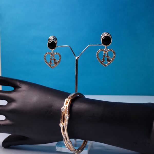 Stylish Match: Bracelet and Earring Set