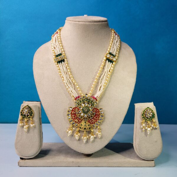 Luxurious Pearl Rani Haar Jewelry Set