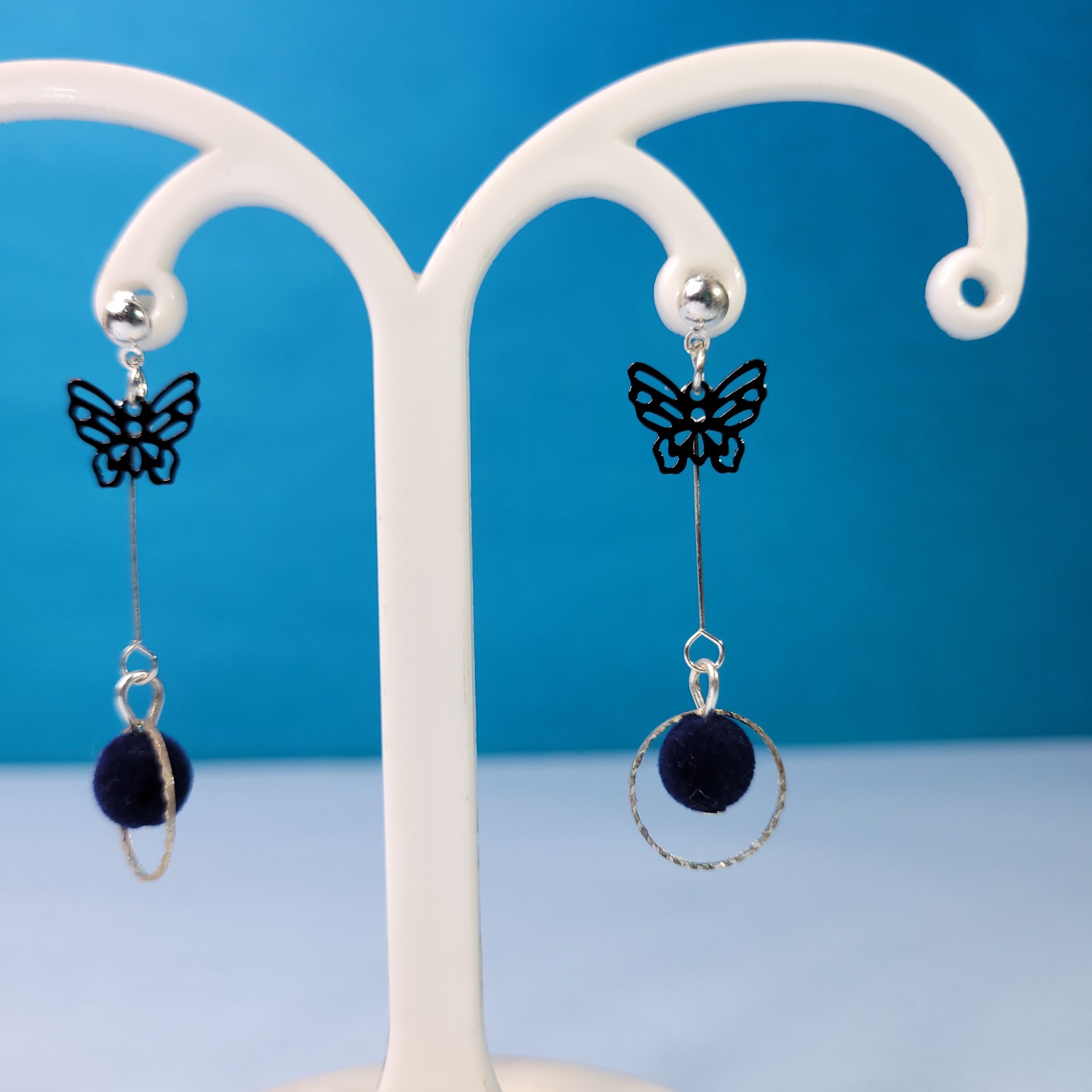 Elegant Butterfly Tassel Dangle Earrings - Image 2